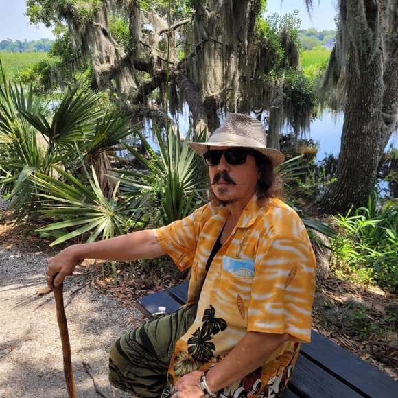 Meet your Posher, Daniel - Picture 6 of 9